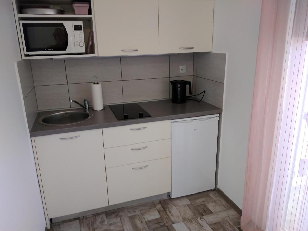 Apartmani Verica Карлобаг Екстериор снимка