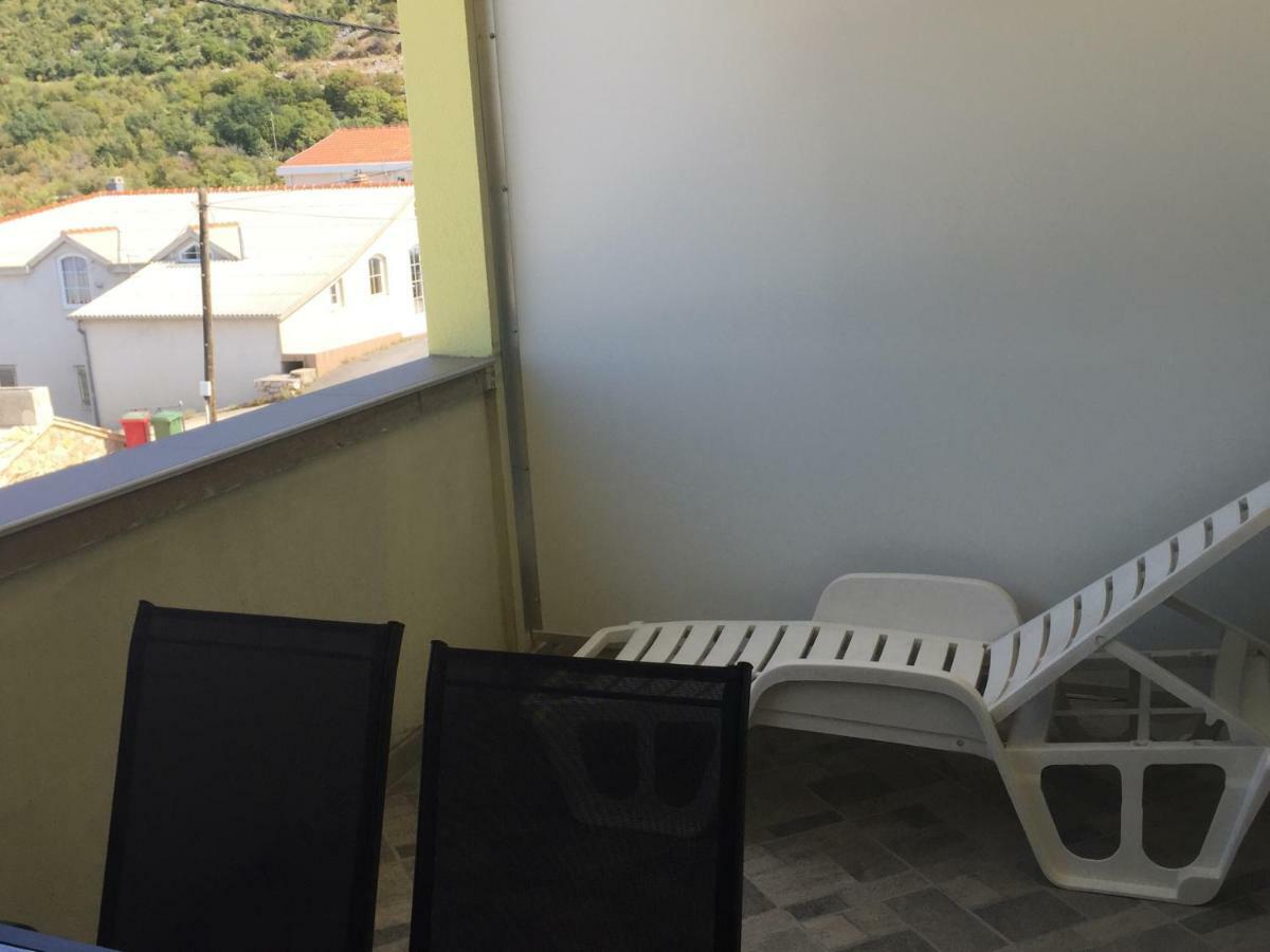 Apartmani Verica Карлобаг Екстериор снимка