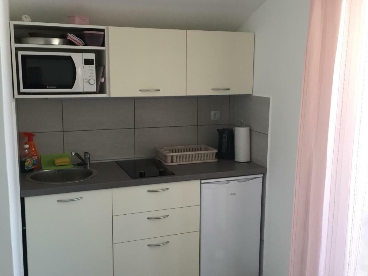 Apartmani Verica Карлобаг Екстериор снимка