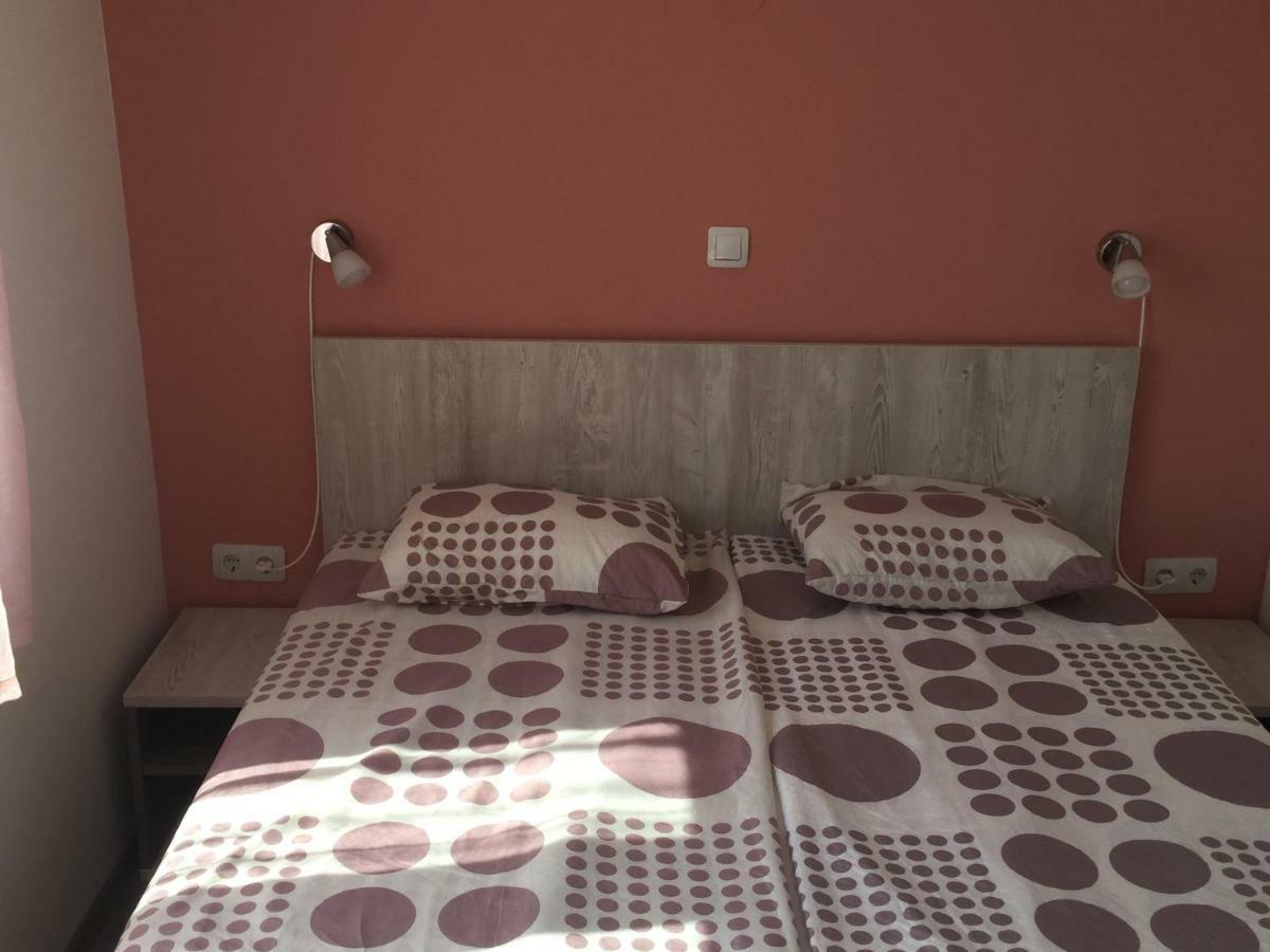 Apartmani Verica Карлобаг Екстериор снимка