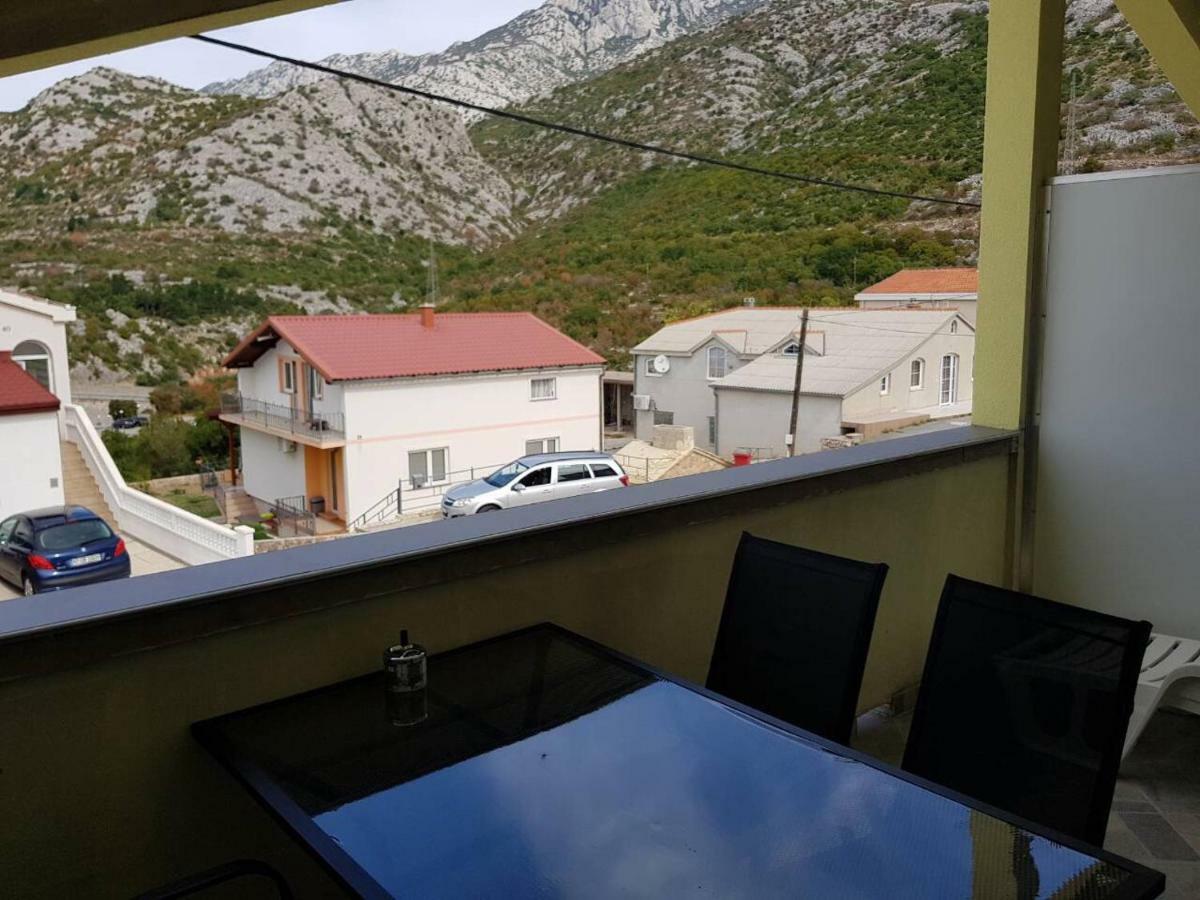 Apartmani Verica Карлобаг Екстериор снимка