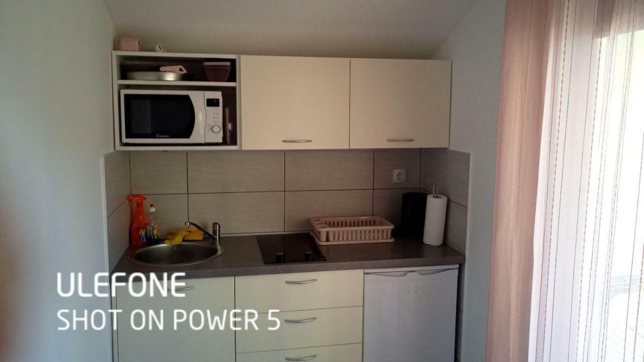 Apartmani Verica Карлобаг Екстериор снимка
